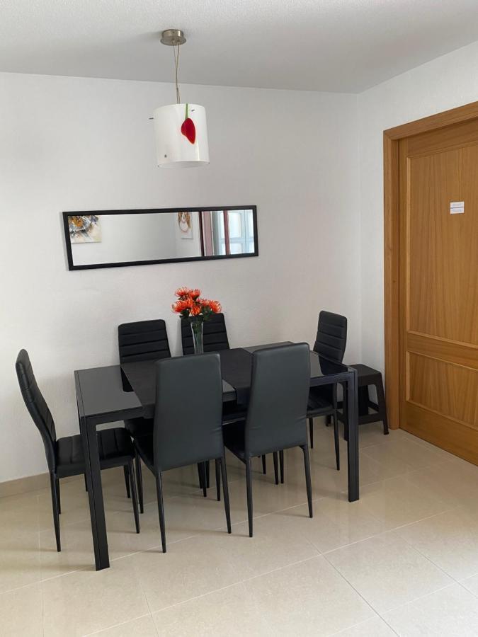 Nice Apartment With Terrace On The Los Locos Beach Torrevieja Eksteriør bilde