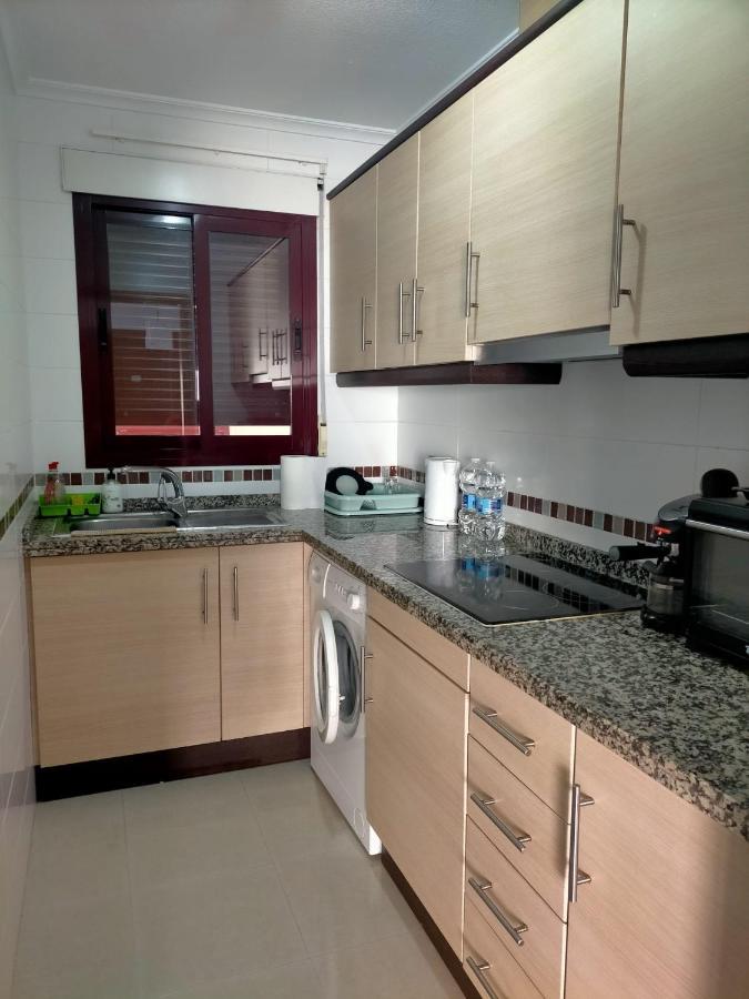 Nice Apartment With Terrace On The Los Locos Beach Torrevieja Eksteriør bilde