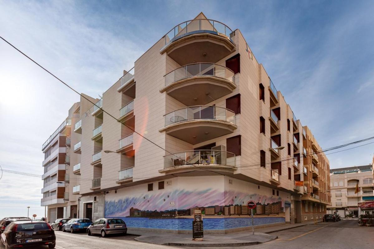 Nice Apartment With Terrace On The Los Locos Beach Torrevieja Eksteriør bilde